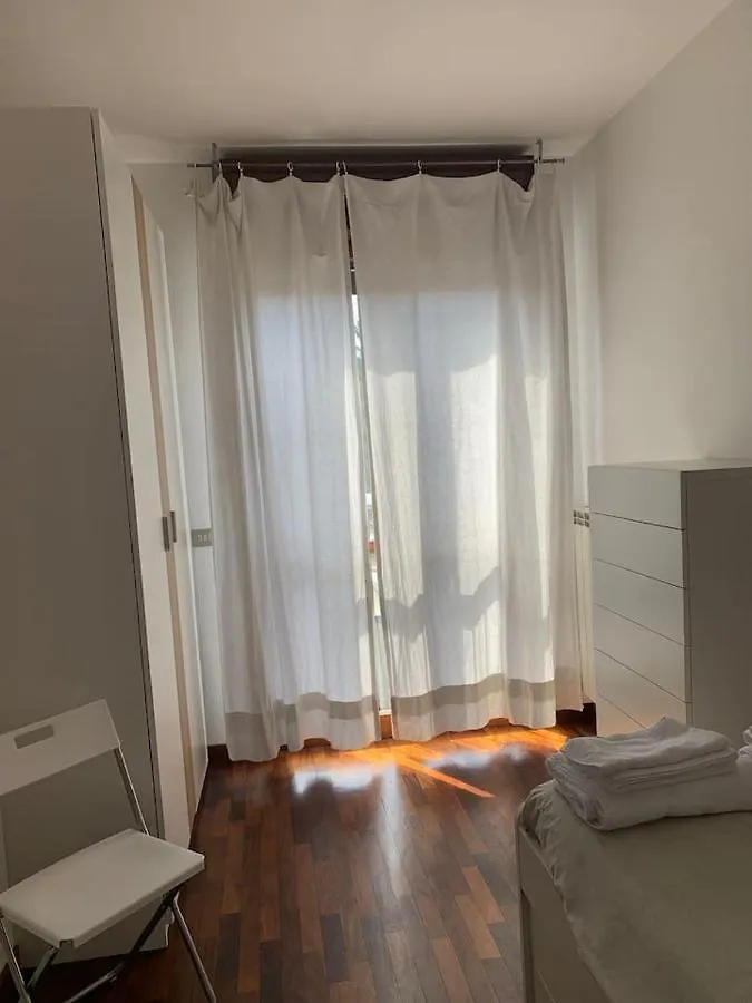 Appartamento Famigliare Milano 밀라노